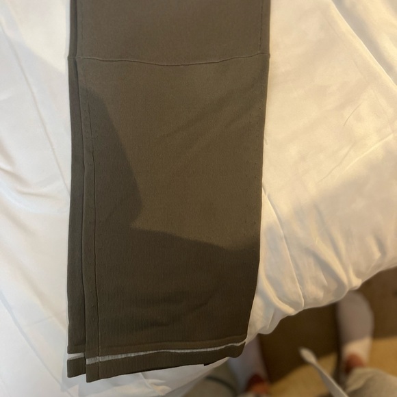 Lululemon Relaxed Pants Fit HR Knit Crop 24” Nomad Size : XS - Picture 16 of 16